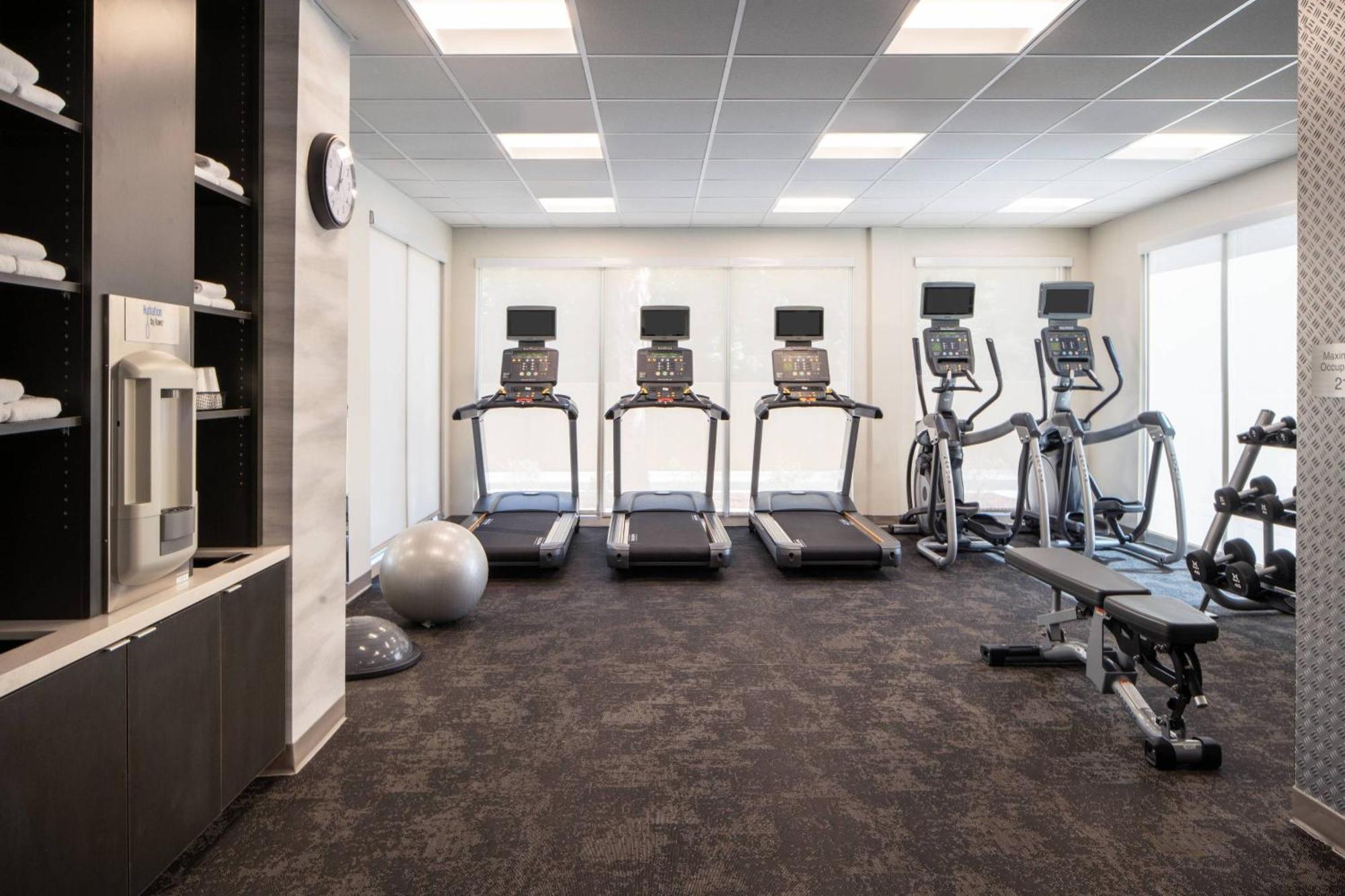 Fairfield By Marriott Inn & Suites Pensacola Pine Forest Bagian luar foto
